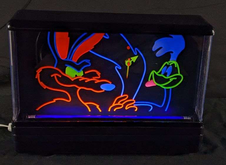 1988 WARNER BROS BLACKLIGHT CLOCK SIGN (MOPAR) WILEY COYOTE & ROADRUNNER