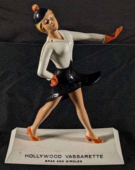 STORE DISPLAY COUNTERTOP FIGURAL WOMAN SIGN HOLLYWOOD VASSARETTE BRAS & GIRDLES