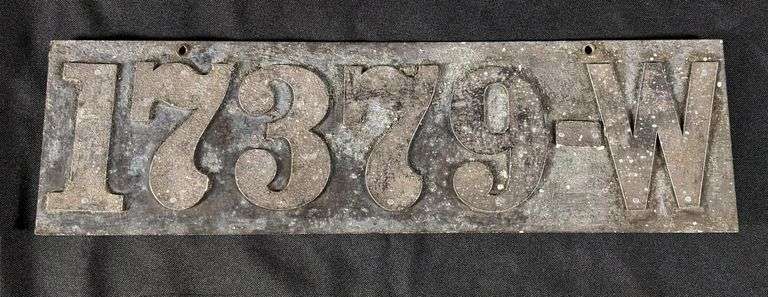 RARE UNDATED 1911 WISCONSIN AUTOMOBILE LICENSE PLATE 17379-W
