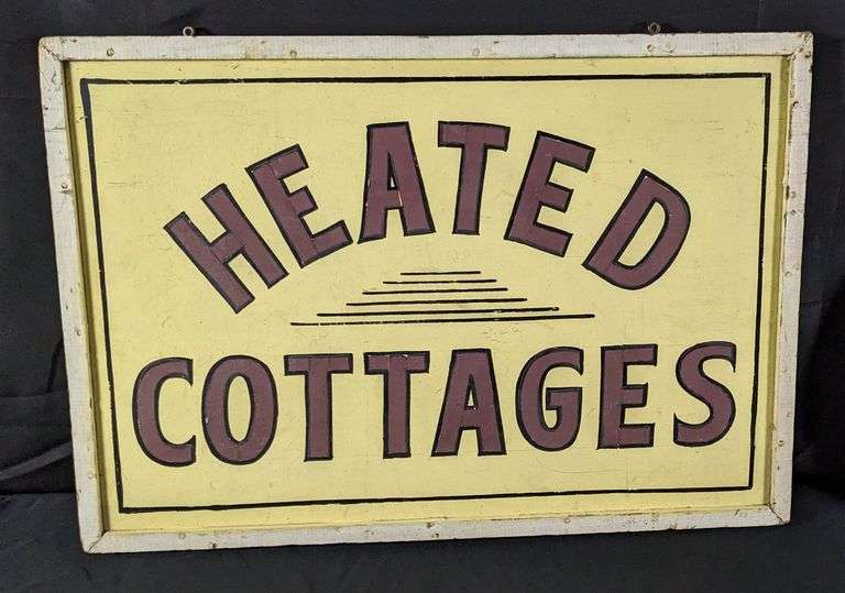 VINTAGE WOOD SIGN HEATED COTTAGES (2 SIDED) REFLECTIVE LETTERING