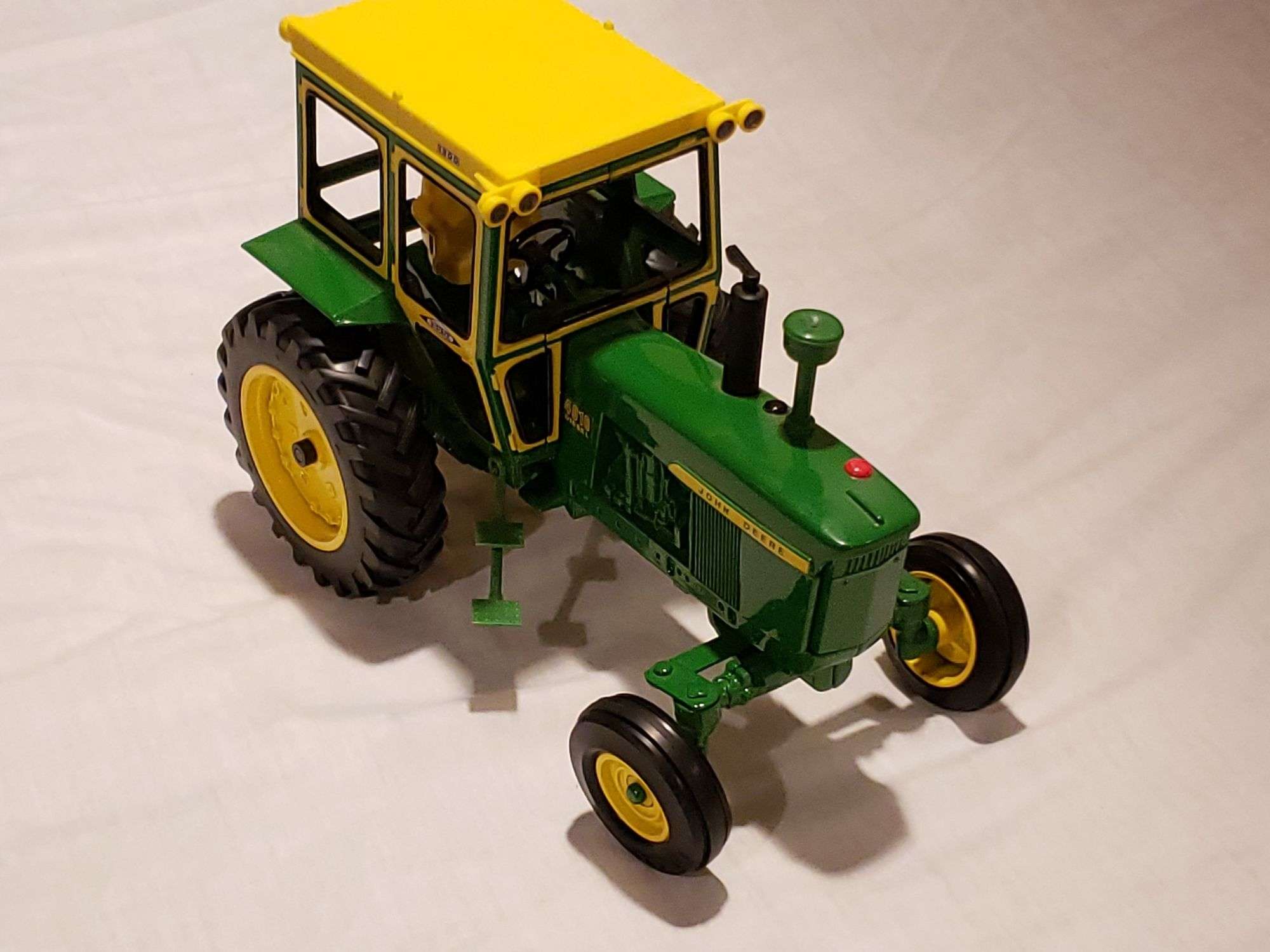 ERTL インターナショナル　トラクター 6176X1F+dXL._UF1000,1000_QL80_.jpg