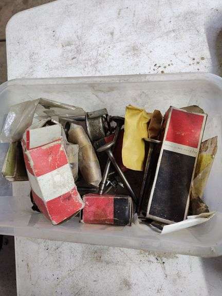 Farmall Engine Parts - McLaughlin Auctioneers, LLC- mc-bid.com