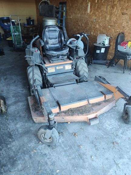 Woods F25 Mow'n Machine Commercial Mower
