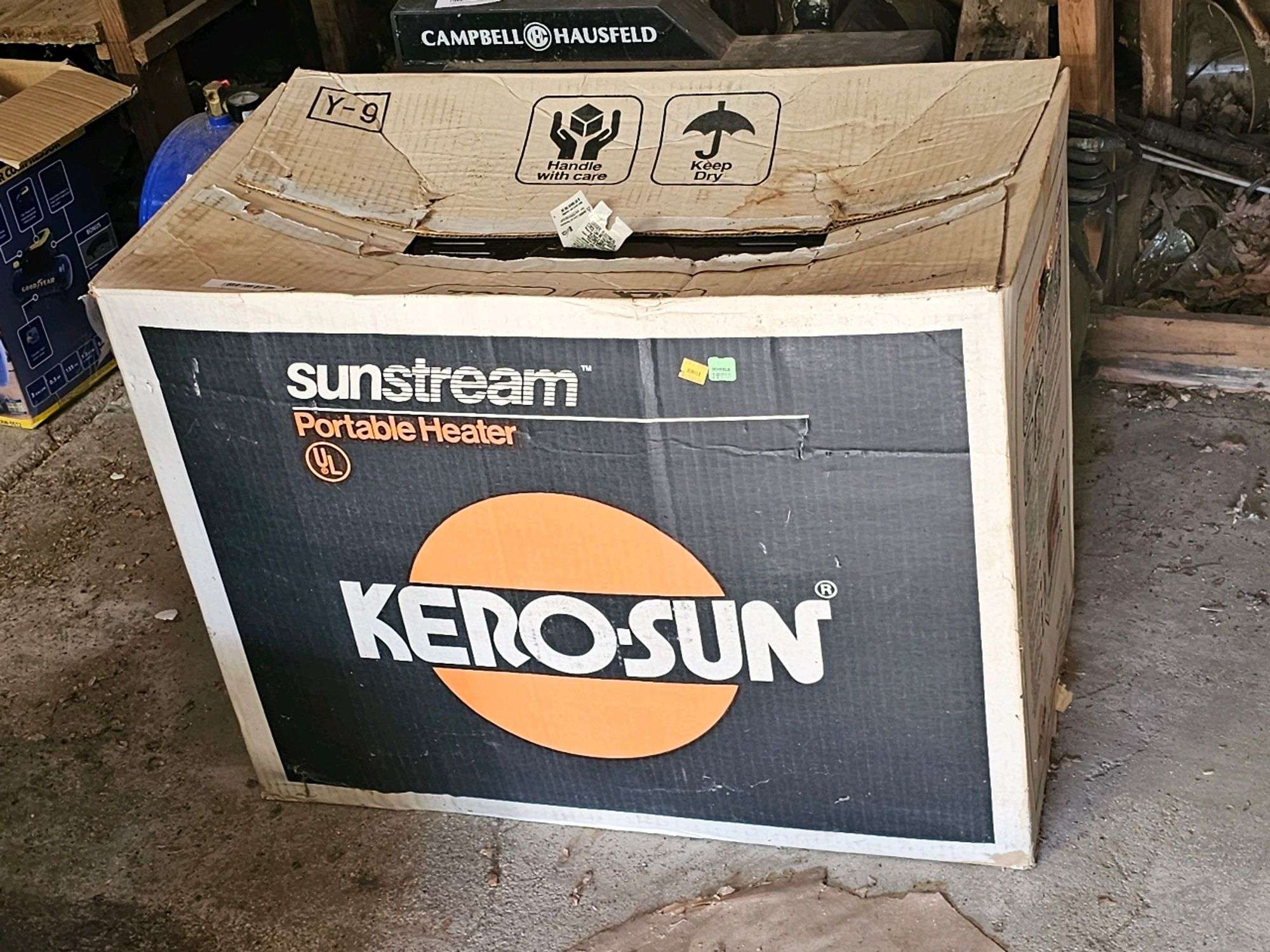 Kero-Sun Sunstream Portable Kerosene Heater, 9600 BTU, Japan-Made