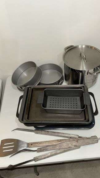 Comprehensive Kitchen Cookware Set - 8 Pieces, Stainless Steel, Non-stick