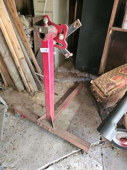 Red Engine Stand, 750 lbs Capacity, Steel Construction, 360Â° Rotation