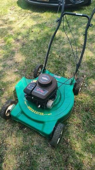 Poulan 425133M Push Lawn Mower, 22" Cutting Width, Briggs & Stratton Engine