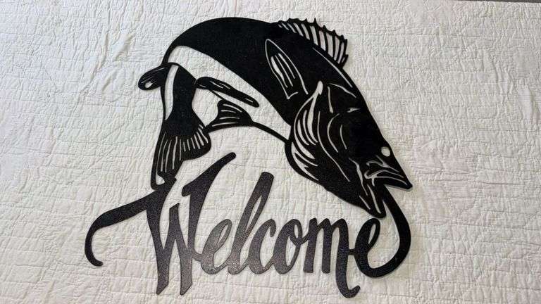 Metal Fish Welcome Wall Art, Black Matte Finish, Metal Material