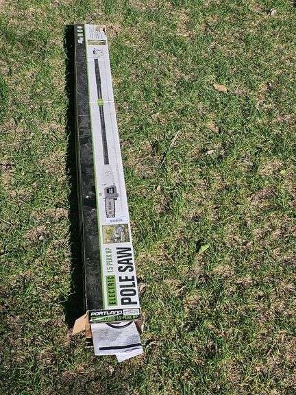 Portland 56808 Pole Saw, 120 VAC, 7 Amps, 9-1/2" Bar Length