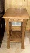 Mission Style Solid Oak Wooden End Table with Lower Shelf, Medium Brown
