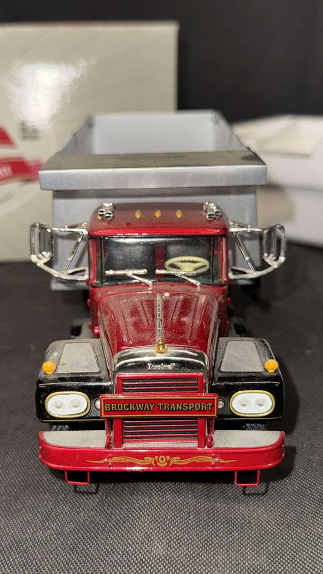 Camion Benne Brockway – Allegheny Ridge Coal – First Gear 1:34 – Neuf