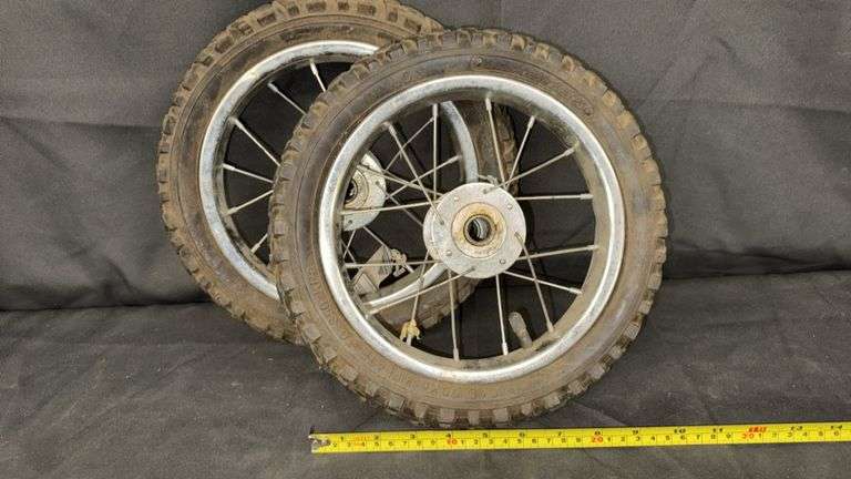 <p>Maxxis Bicycle Wheels, 12-inch, pneumatic nylon tires, metal rims, 16 spokes per wheel.</p>