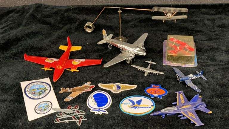 Model Airplanes and Aviation Memorabilia Collection, EAA and Virgin Atlantic