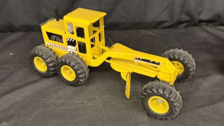 Vintage Toy Graders, Metal & Plastic, 1960s-1970s
