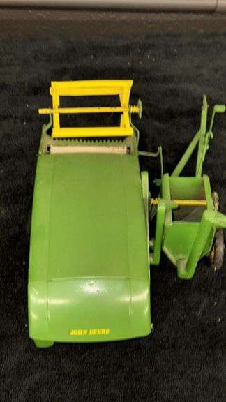 John Deere 1/16 Scale Model Toy Hay Baler, Metal and Plastic