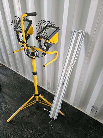 Dual Halogen Portable Work Light Set with Adjustable Tripod Stand