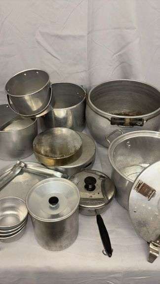 Aluminum Cookware Set, Detachable Handle & Lids, Silver