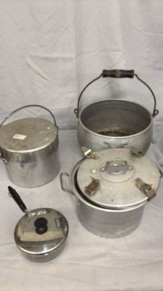 Aluminum Cookware Set, Detachable Handle & Lids, Silver