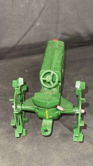 Oliver 70 Die-cast Tractor Model, Green with Red & Yellow Accents
