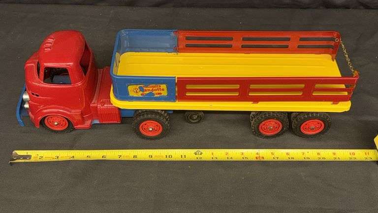Vintage Wyandotte Toy Truck, Metal