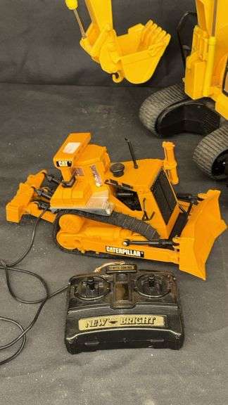 New Bright Caterpillar Remote-Controlled Construction Vehicles, Wired