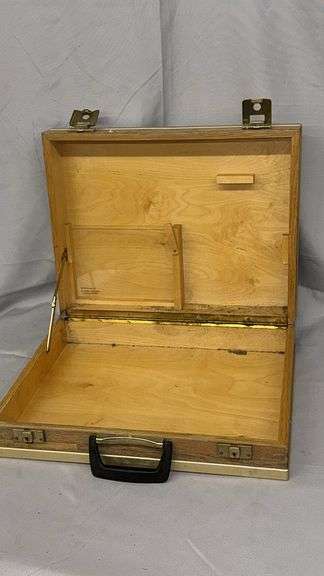Wooden Briefcase, 19x5x14.5 inches, Metal Clasp, Plastic Handle