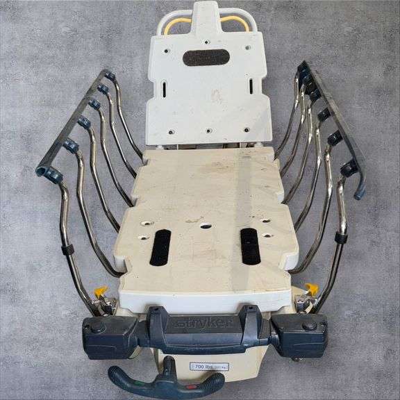 Stryker 700 Rolling Hospital Gurney - Great for Bed Races!