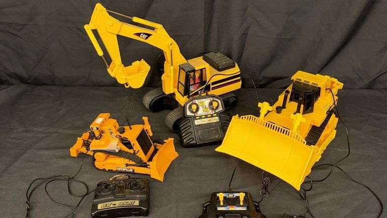 New Bright Caterpillar Remote-Controlled Construction Vehicles, Wired