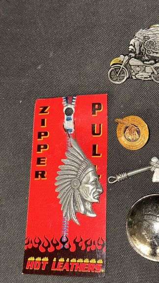 Indian Motorcycle-Themed Pins & Accessories, Hot Leathers Zipper Pull