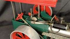 Wilesco Old Smoky Model Steam Roller, Green and Red, Solid Fuel