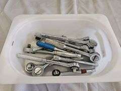 Craftsman and Other Ratchet Wrenches, Knurled and Plastic Handles, Includes Container