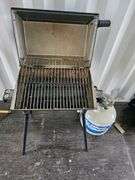 Broil King Porta-Chef Propane Grill, 20,000 BTU, Serial T-099520