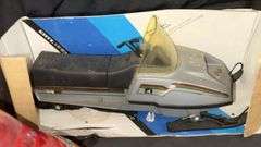 ERTL Trailfire 440 Model Snowmobile, 1:10 Scale, Box Included