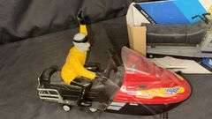 ERTL Trailfire 440 Model Snowmobile, 1:10 Scale, Box Included