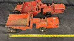 Vintage Structo Toys Metal Scraper Model, Red Construction Equipment