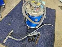 Mastercraft Industrial Wet/Dry Vacuum with Attachments and Casters