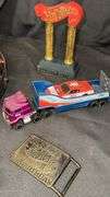 Hot Wheels Super Rally Case by Mattel with Die-Cast Cars, Trophy, Belt Buckle