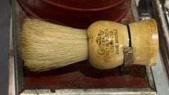 Vintage Shaving Items, Clamshell Sets, Burma Shave & More