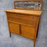 Mission Style Oak Dresser with Mirror, 40x19x40 Inches