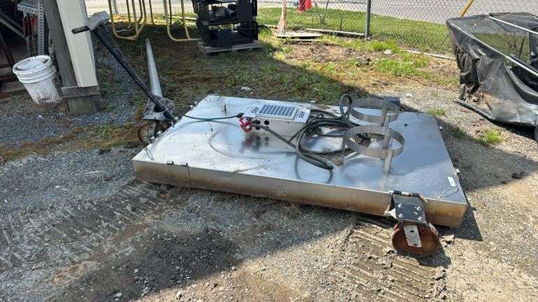 Asphalt Reheat Systems LLC Infrared Heater, Solar Powered, Serial 11041747672D