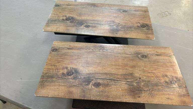 Metal & Melamine Serving Bases
