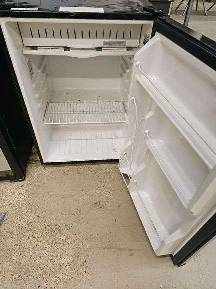 GE Mini Refrigerator GMR06A2ZABB, Black