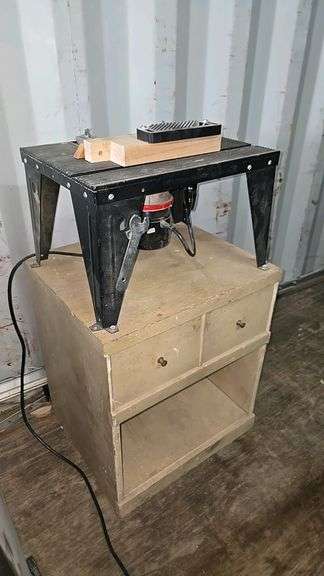 Craftsman Router Table with 1 HP Router, Metal Base, 120V