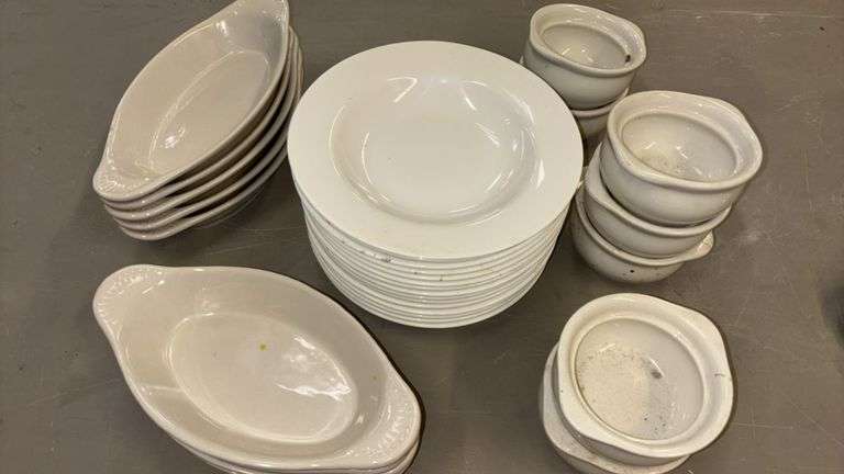 White Dinnerware, Hall, World Ultima, Cardinal International