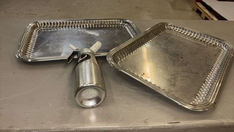 Whipped Cream Dispenser with Decorative Metal Serving Trays