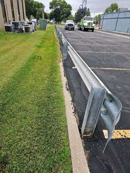 6 Guardrail Sections, Galvanized Steel with Ends