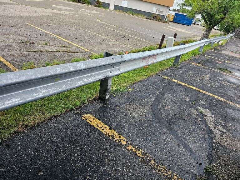 12 Guardrail Sections with 2 Ends