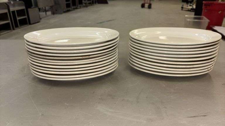 Buffalo China Oval Plates, 12" 9" inches, Ceramic