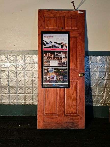 Right Swing 6-Panel Interior Door, 32x80 Inches, Wood Finish
