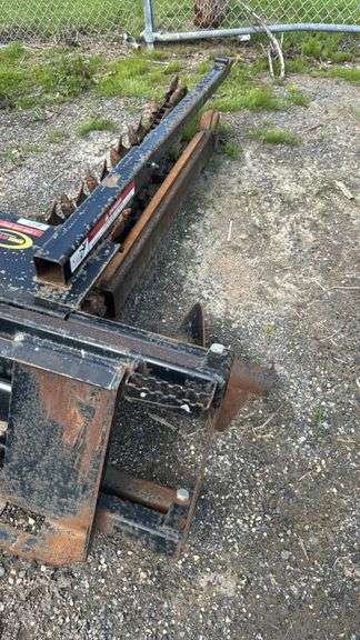 Skid Steer Trencher Attachment, Hydraulic Hoses Included